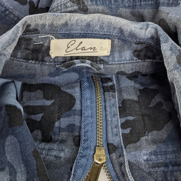 Elan Two Tone Blue Camo Raw Hem Denim Utility Jacket - Picture 6 of 9